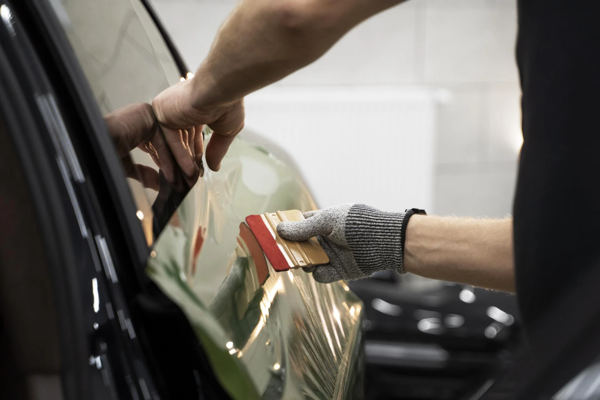 How to Find the Best Car Wrapping Services in Your Area