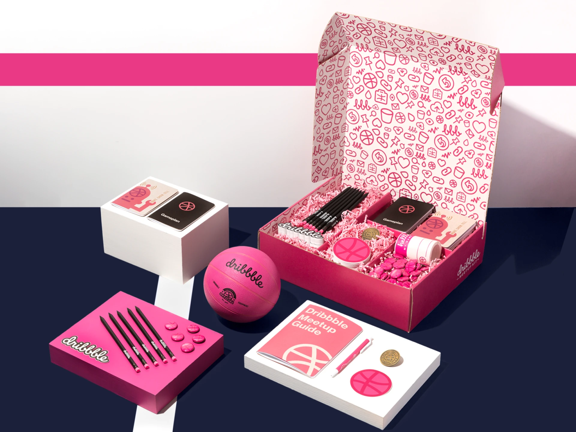 How can I differentiate my brand using custom makeup packaging?