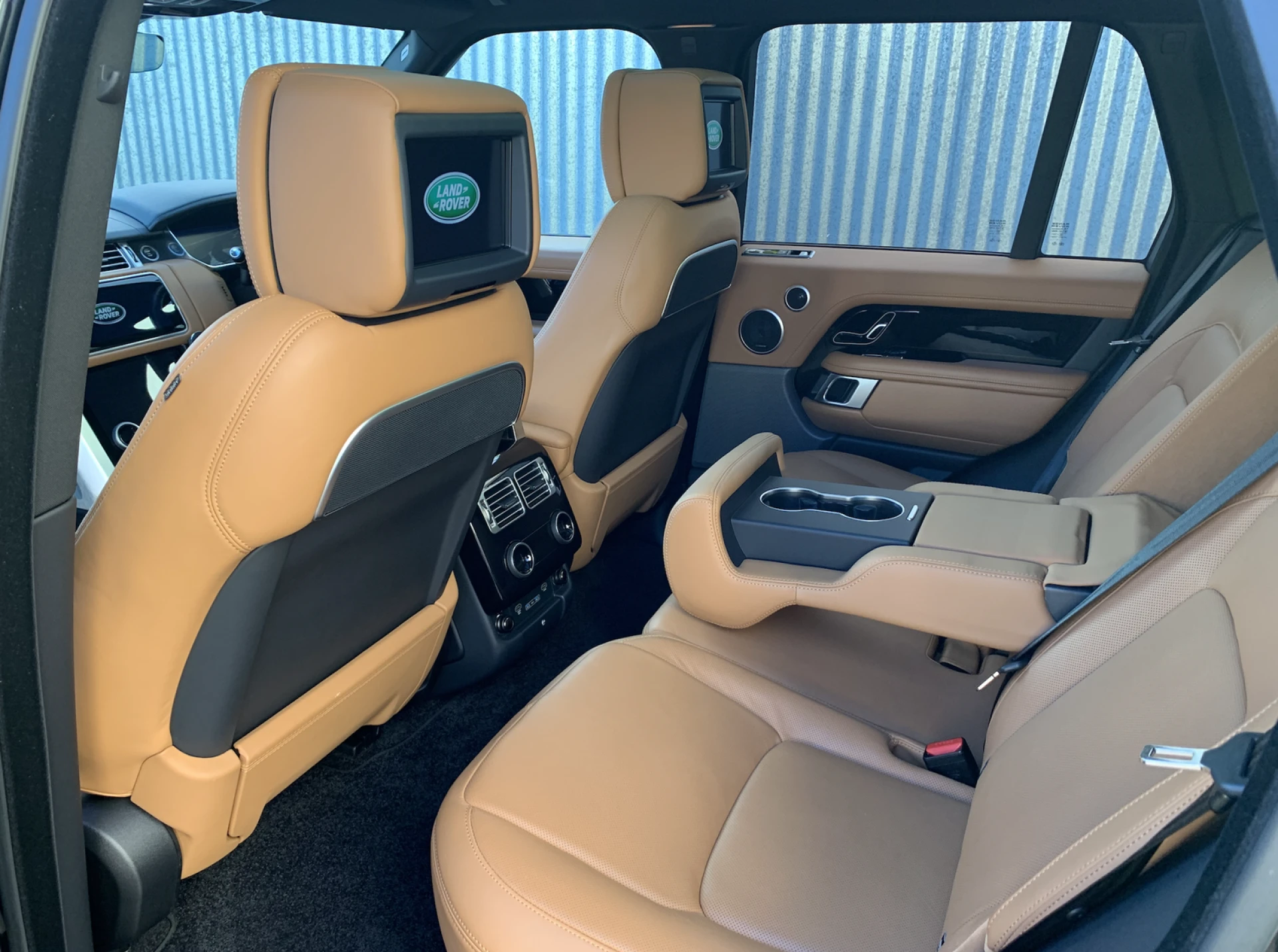 Experience True Luxury and Reliability with Door to Door Chauffeurs