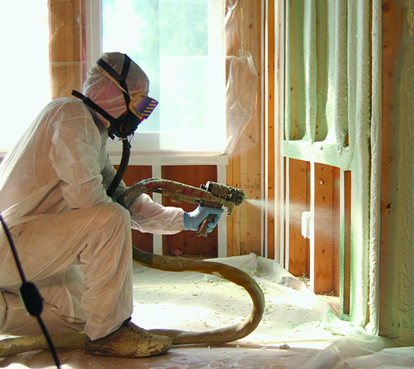 What Makes a Local Spray Foam Insulation Contractor the Right Choice in Bastrop, TX