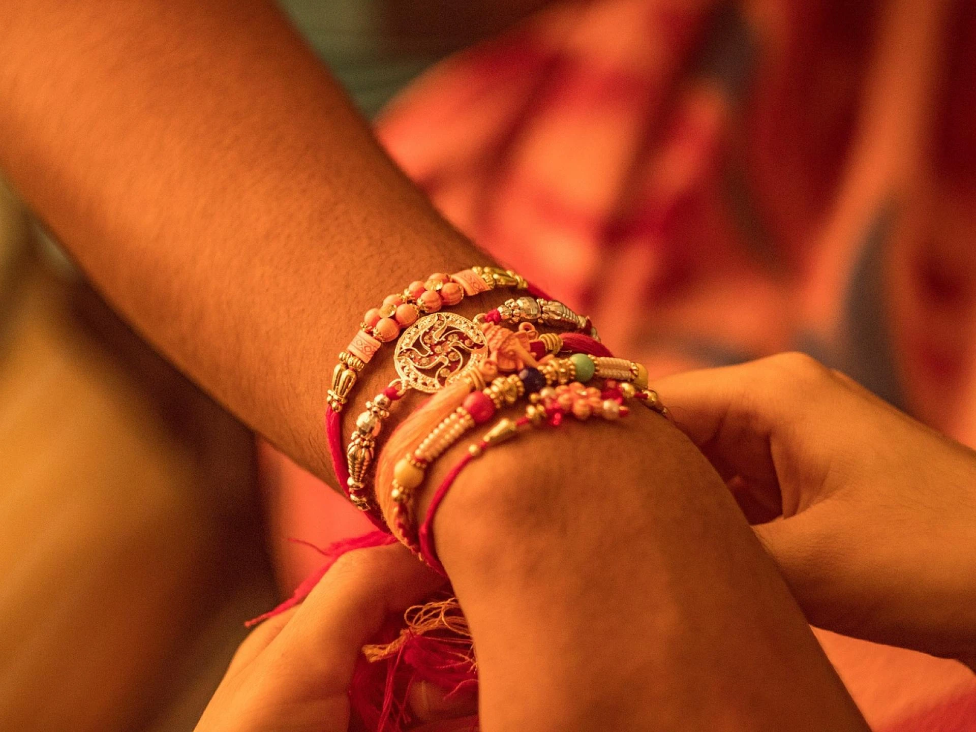 Top Problems You May Encounter When Buying Rakhi Online and How to Handle Them Smoothly