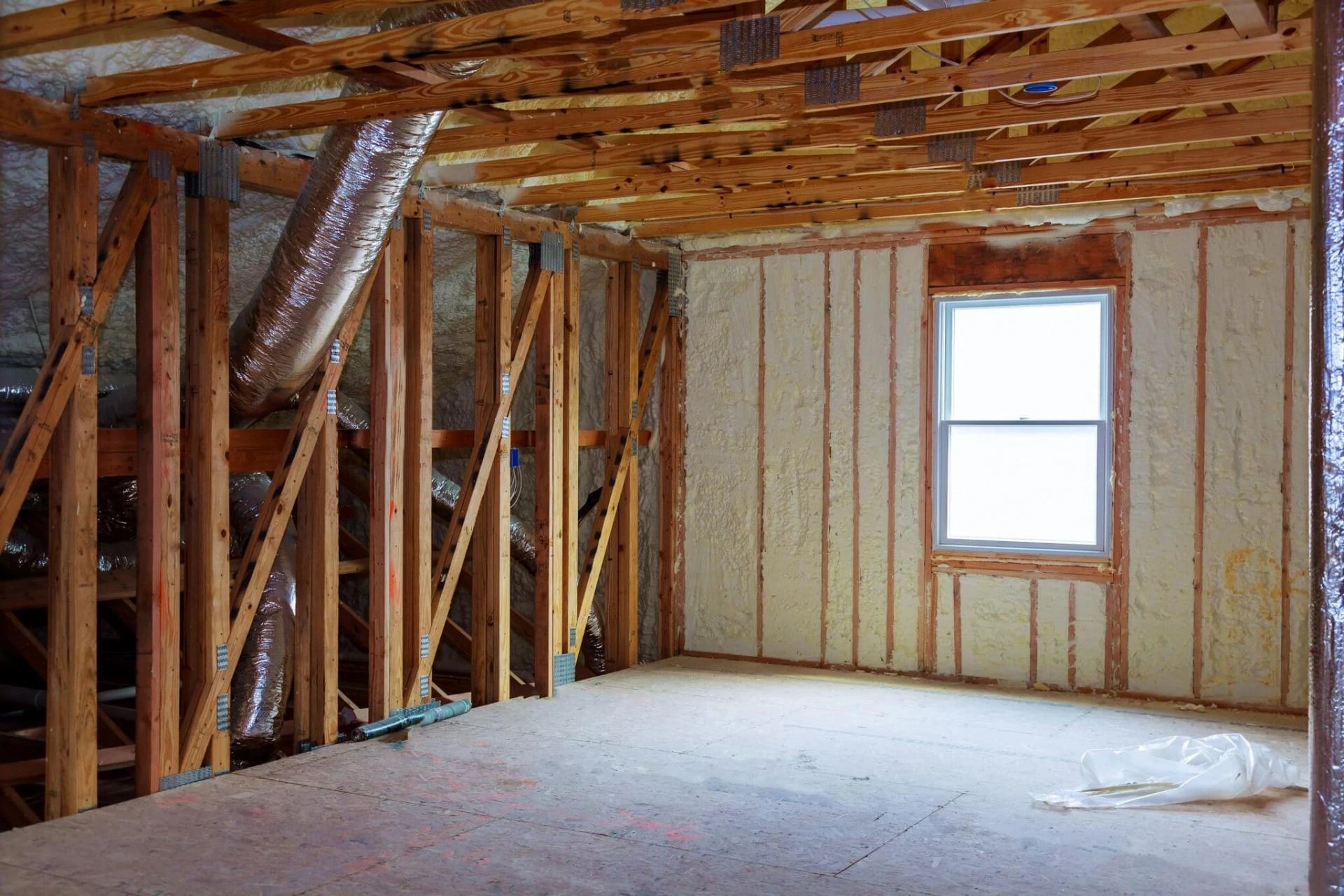 How to Choose the Right Spray Foam Insulation Contractor