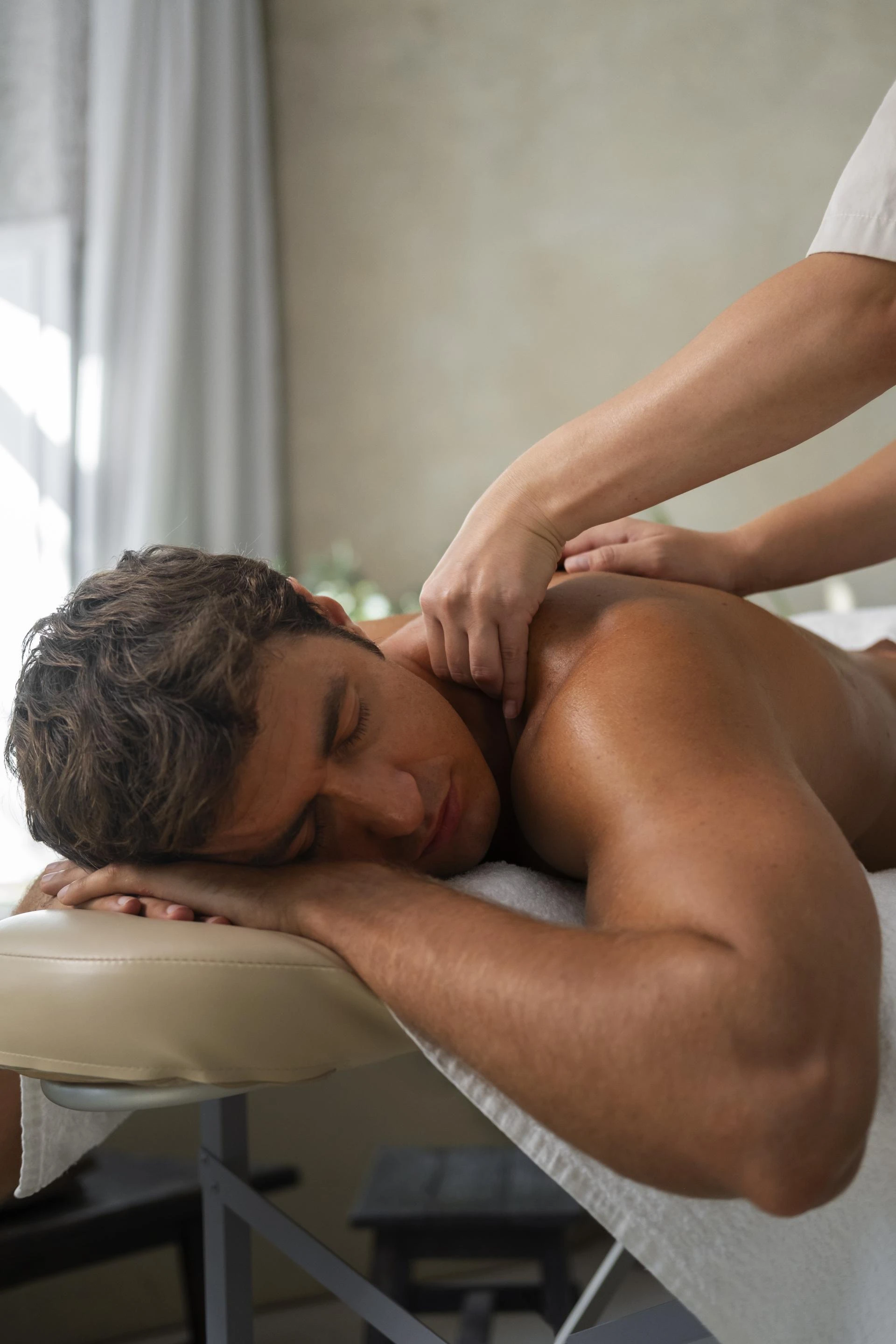 Massage Center Guide: Services Offered, Wellness Benefits, and How to Choose the Right Therapist