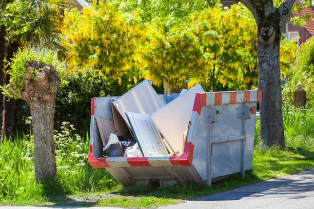 Why Homeowners Choose Dumpster Rental in Columbus Ohio for Cleanups?