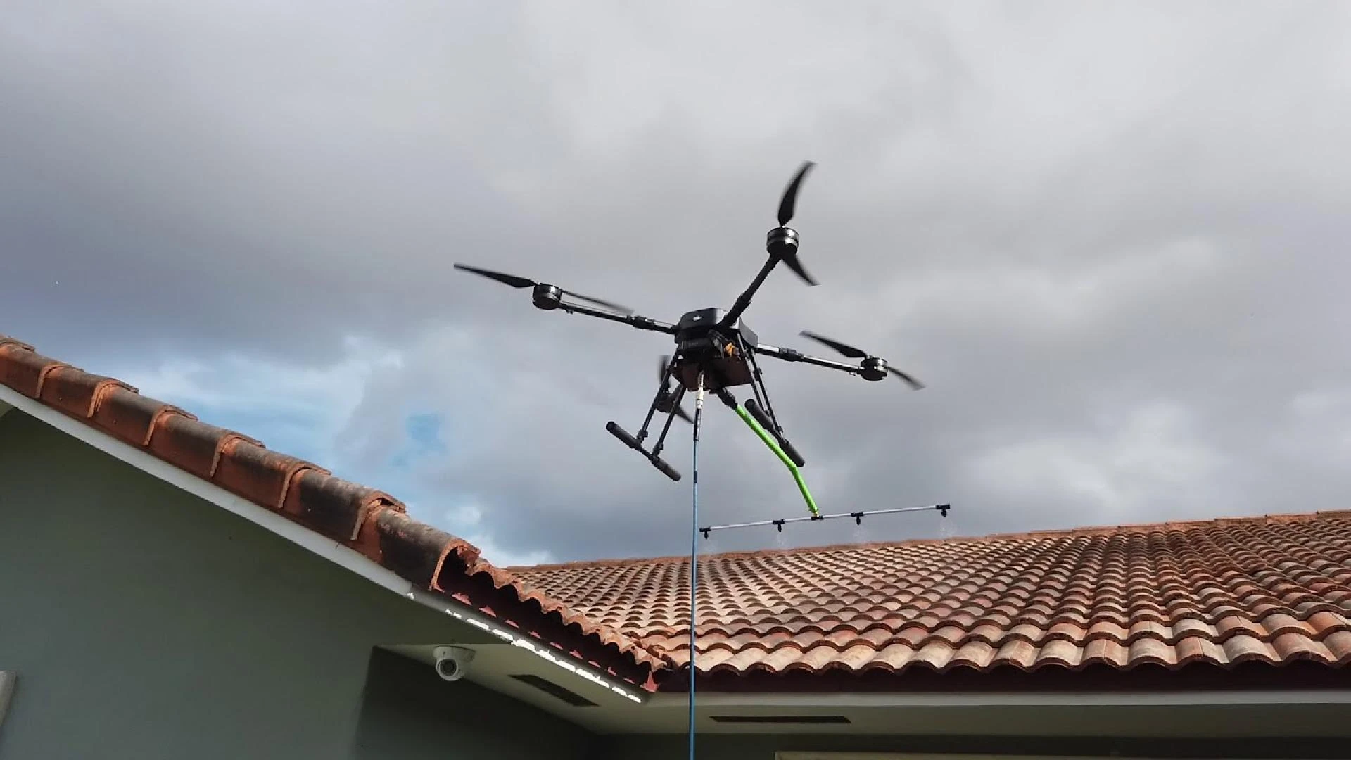 Why Homeowners Prefer Drone Roof Cleaning Over Old Methods