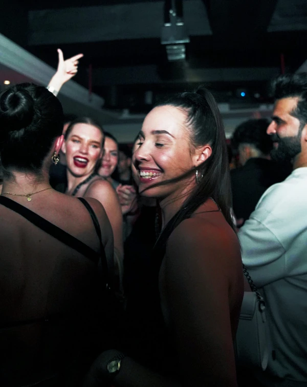 Sip, Sway, and Slay: Where to Experience the Hottest Ladies Night in Dubai Right Now