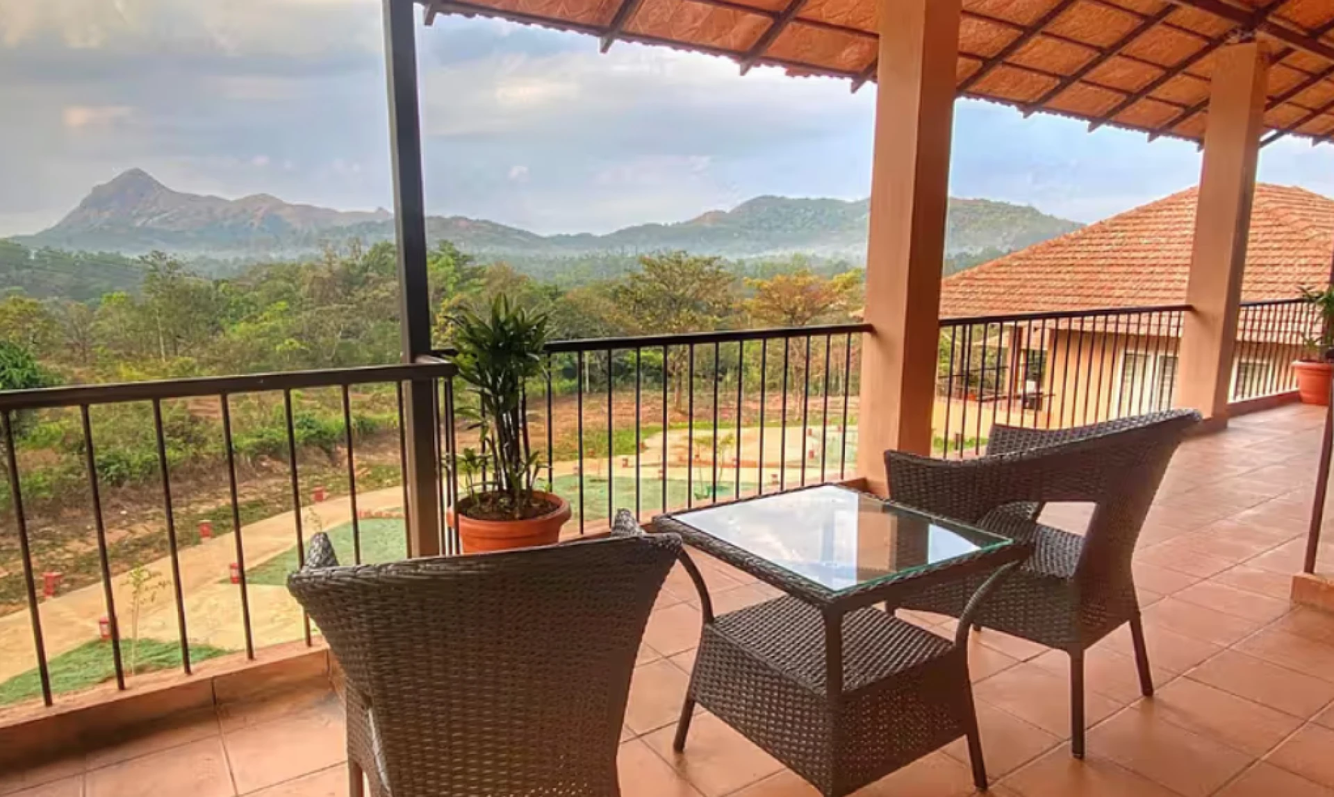 Escape to Tranquility: Why Machaan Plantation Resort is Among the Best Resorts near Sakleshpur