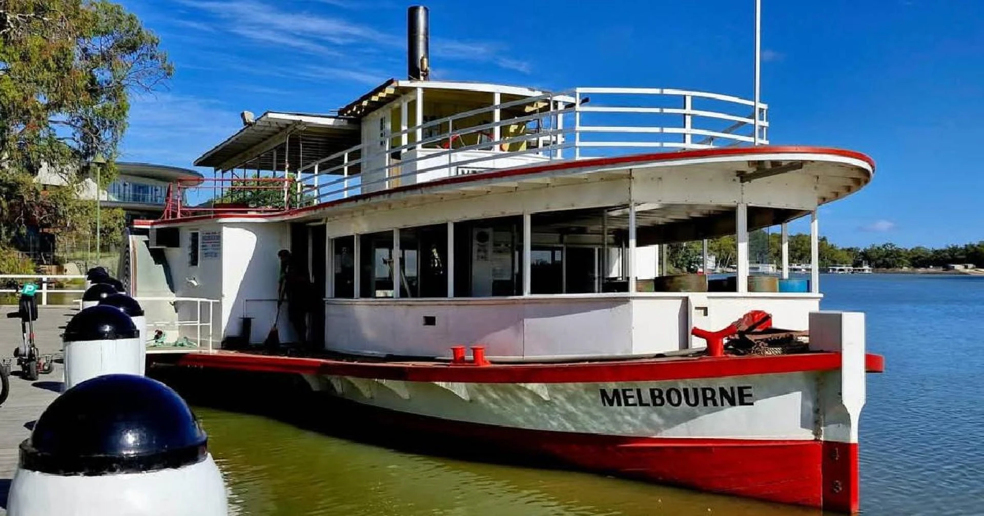 Experience the Ultimate Paddle Steamer Adventure in Melbourne