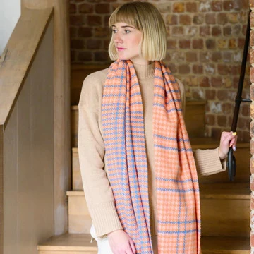 What Makes Women’s Fashion Scarves a Must-Have in Every Wardrobe
