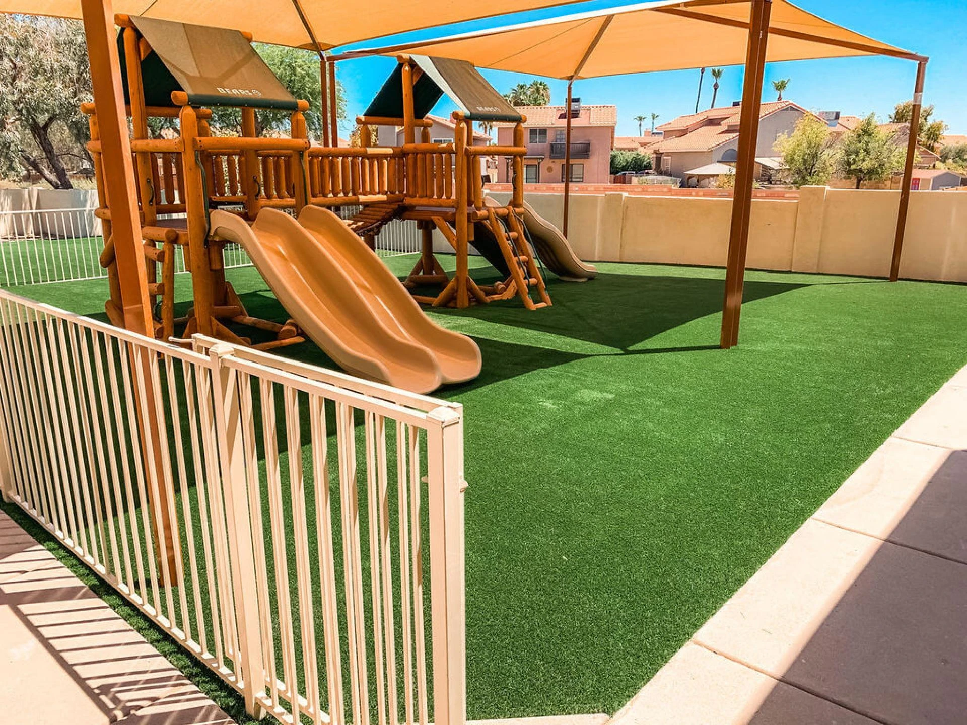 7 Ways to Find a Trusted Artificial Grass Supplier and Distributor in the UAE
