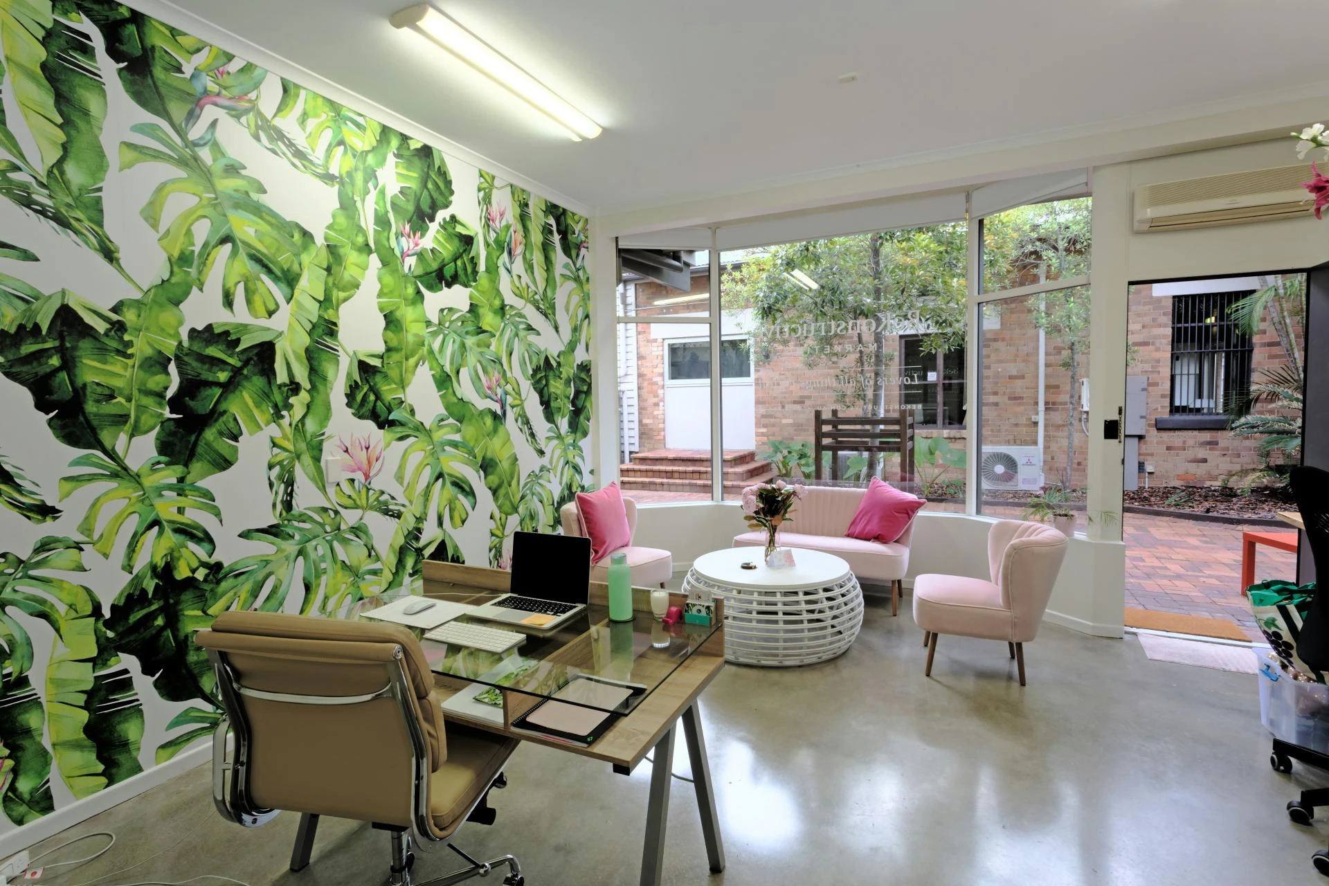 Transform Your Space with Expert Painting and Decorating Services