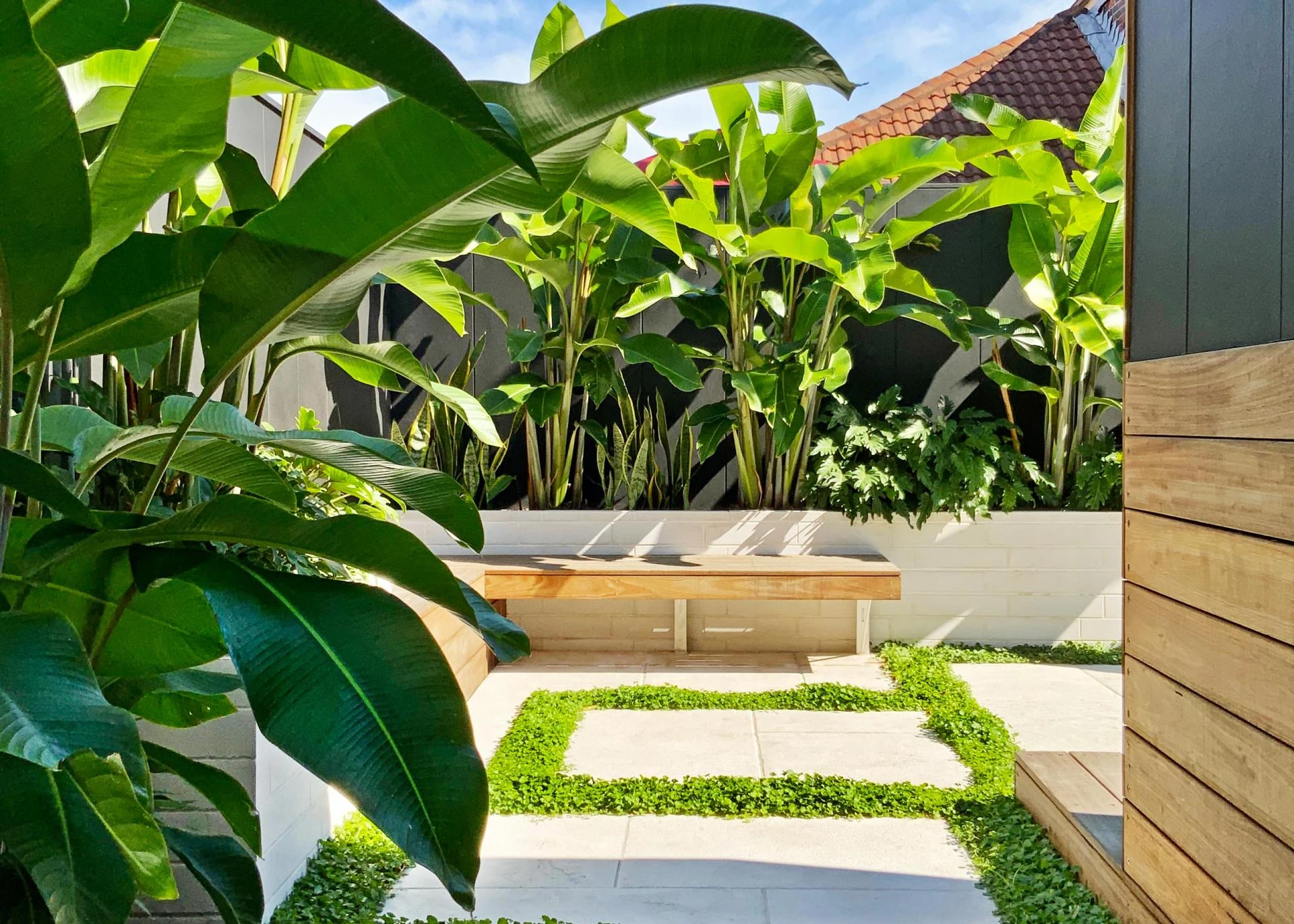 What Should You Ask Before Hiring a Landscaper in Sydney? 7 Crucial Questions We Wish More Clients Knew