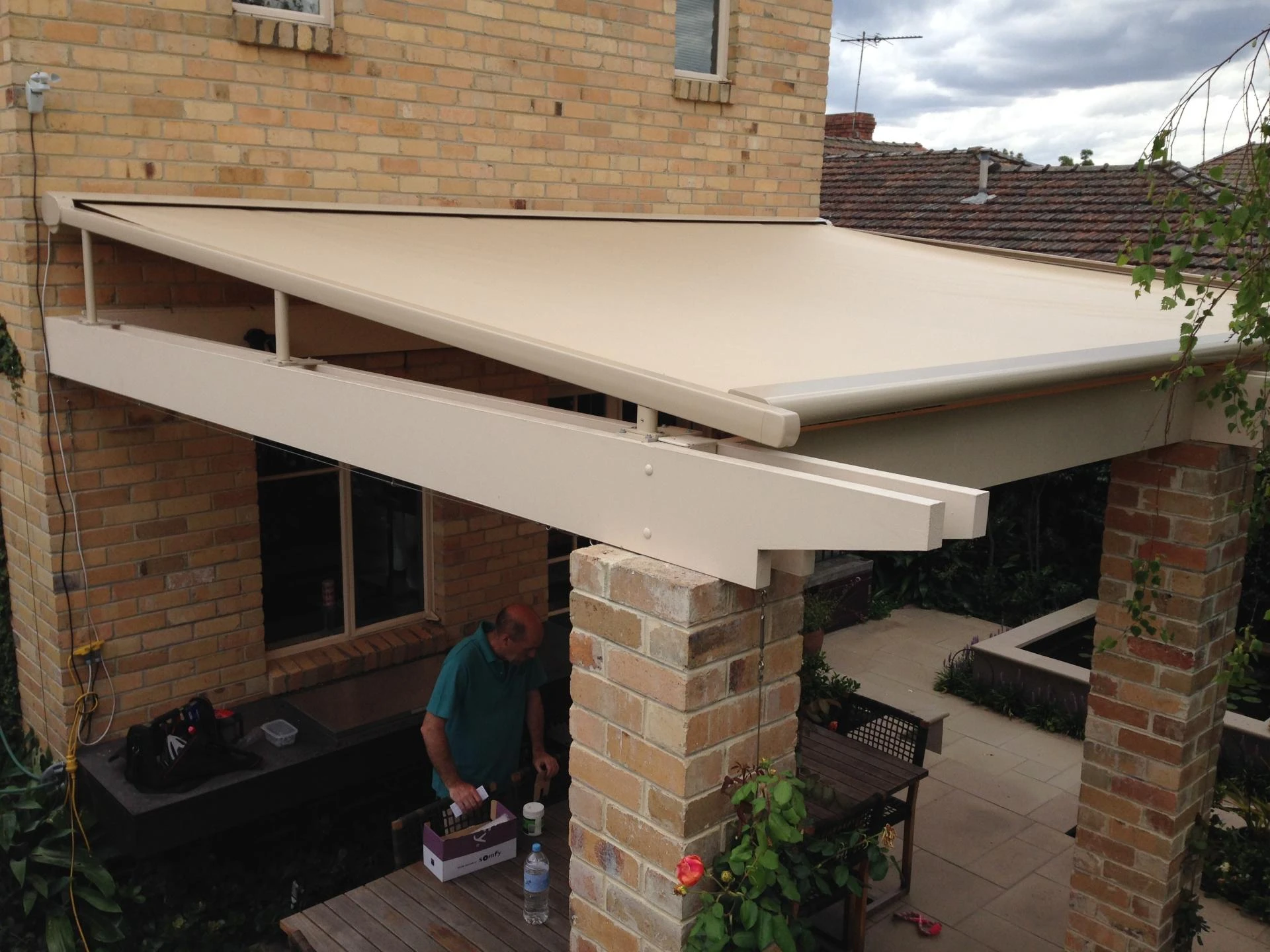 Discover The Value and Advantages of Custom Glass Pergola Roof in Melbourne