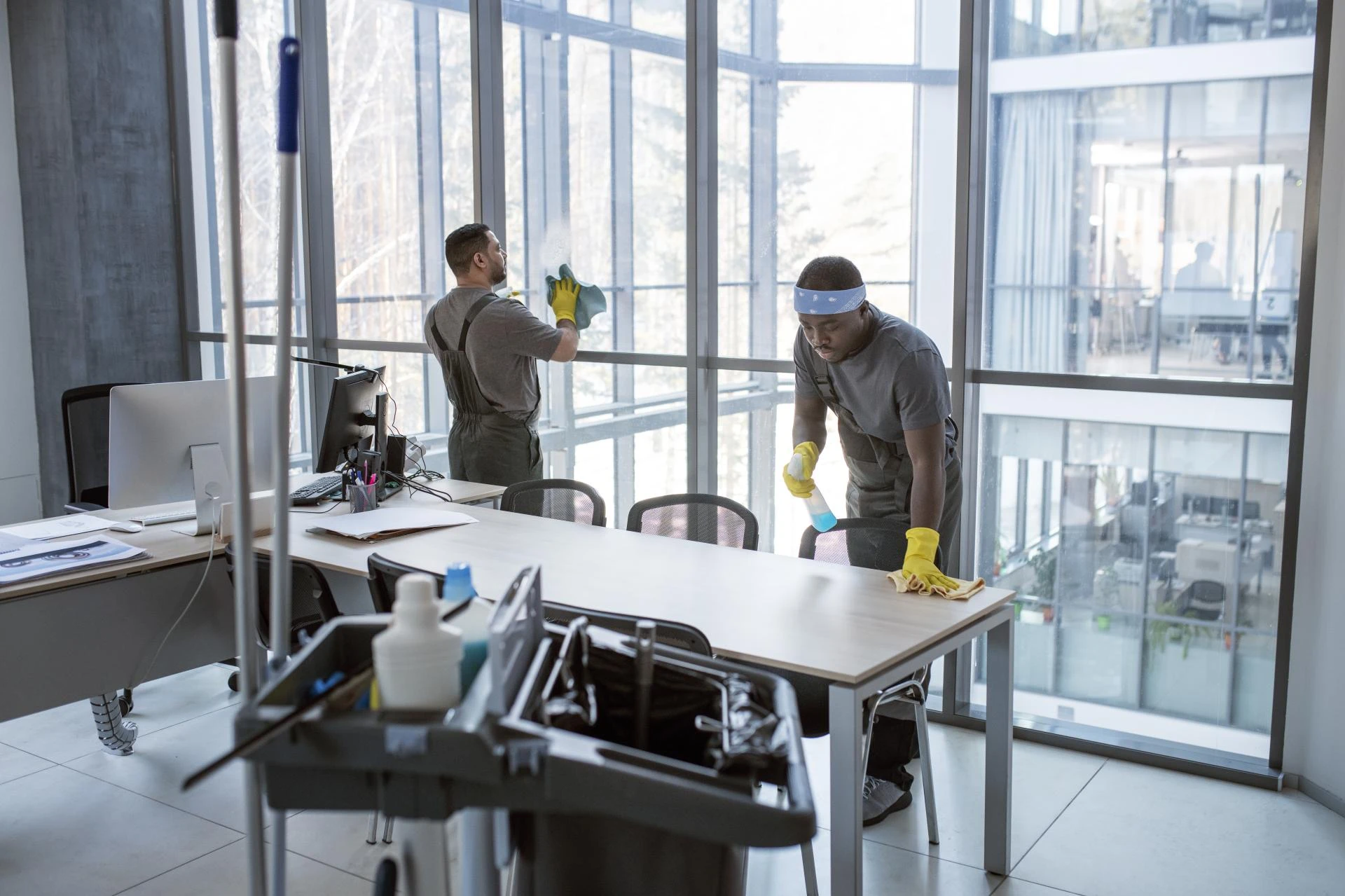 How Professional Cleaning Services Enhance Workplace Health and Safety