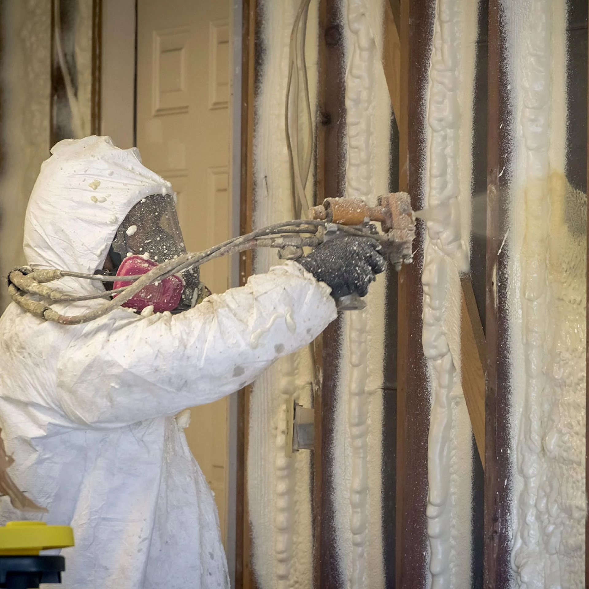 When’s the Right Time to Call an Insulation Contractor?