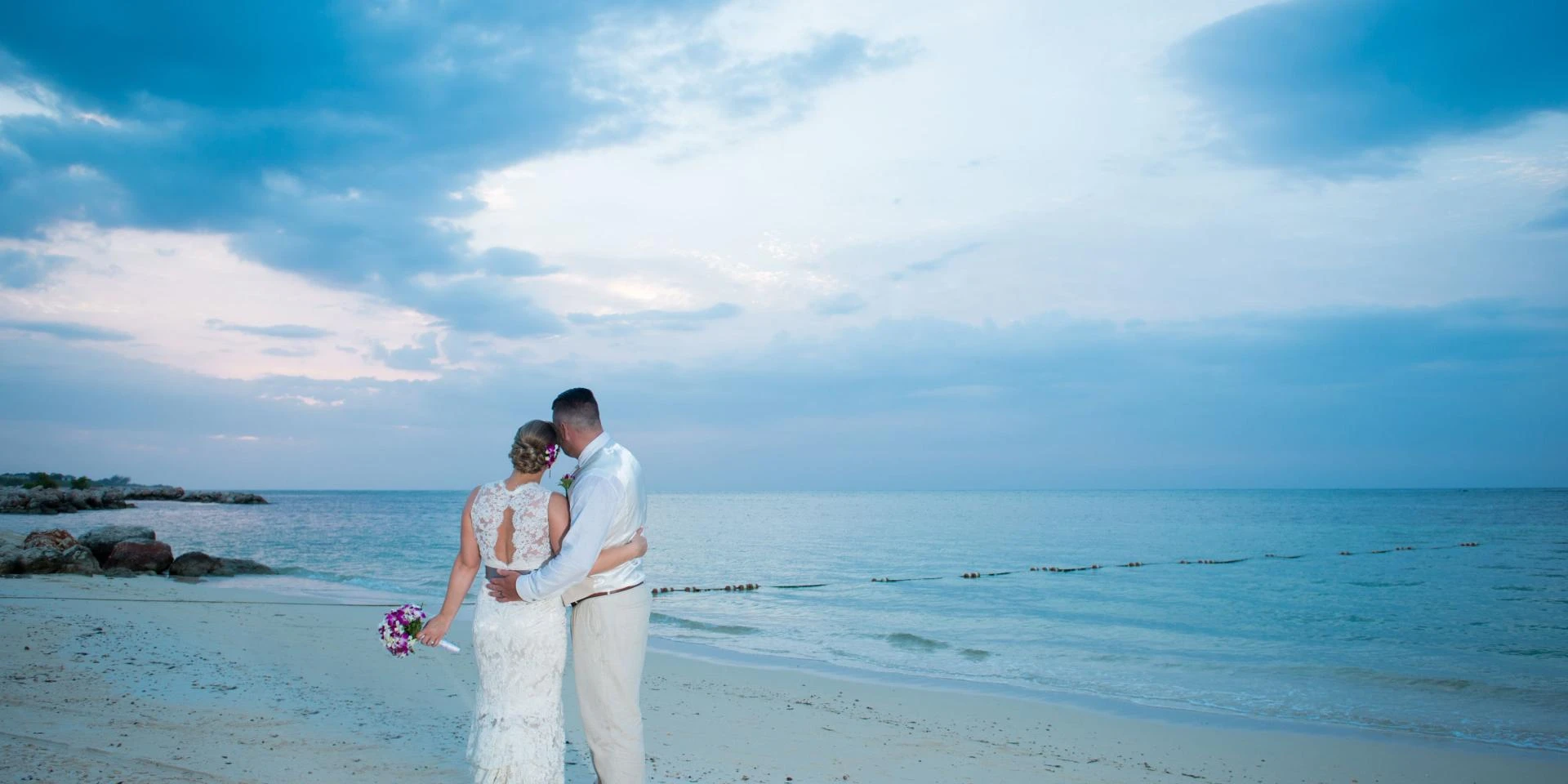 Capture the Magic: Pixel Holiday’s Secrets to Perfect Wedding Photos