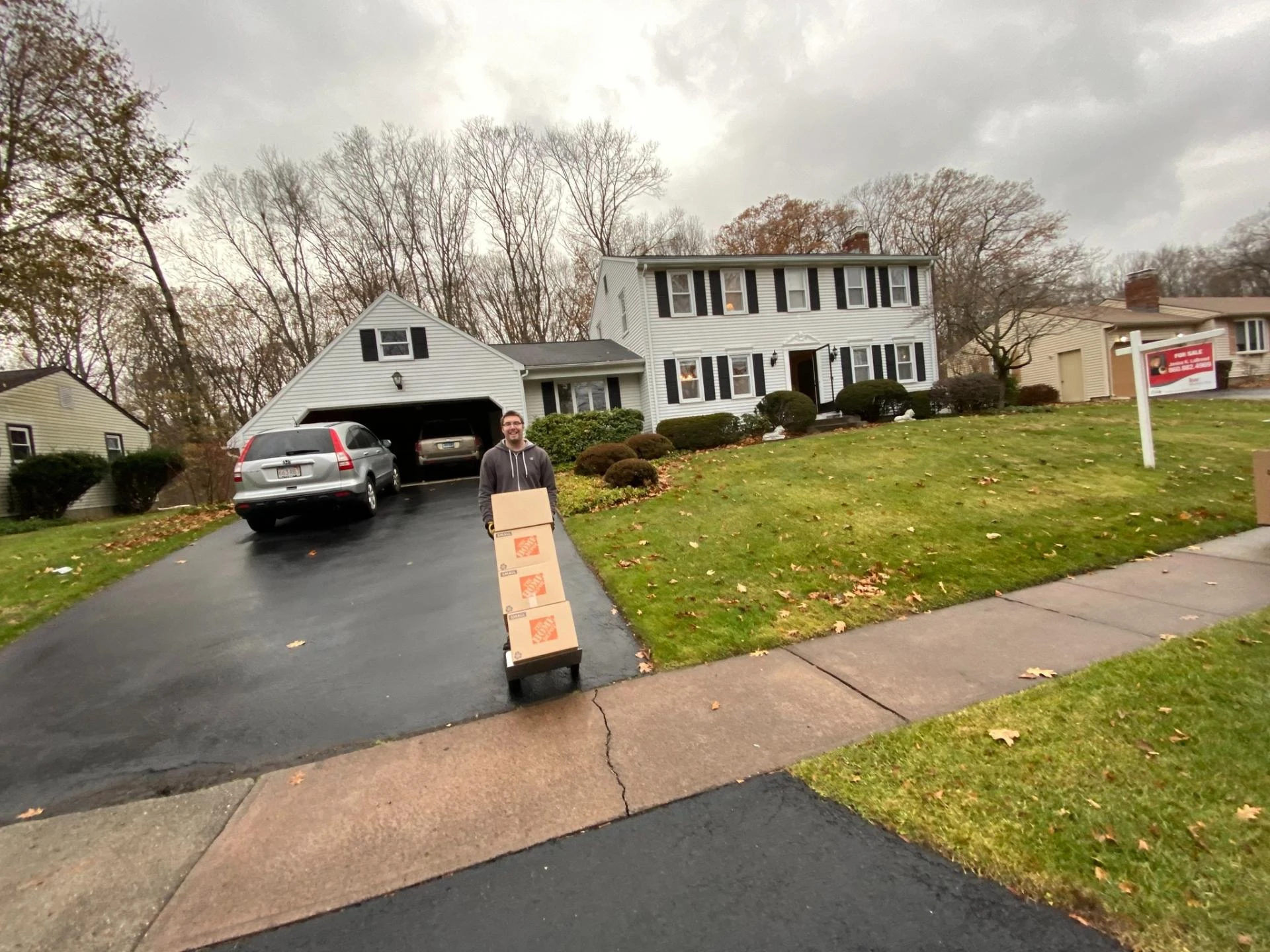 What Are the Benefits of Hiring Moving and Storage Services CT?