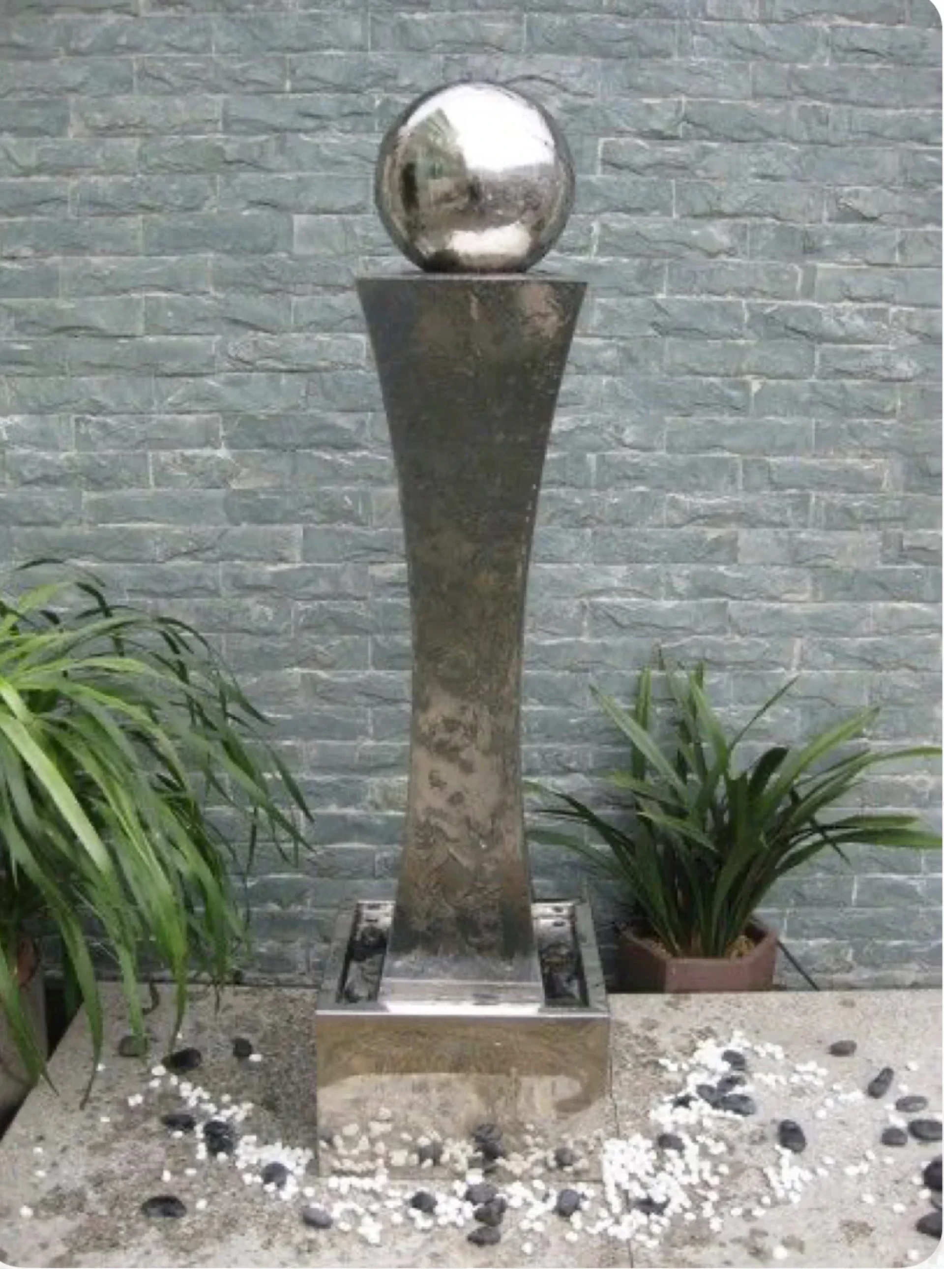 From Concept to Creation: The Art and Process Behind Sculpting in Stainless Steel