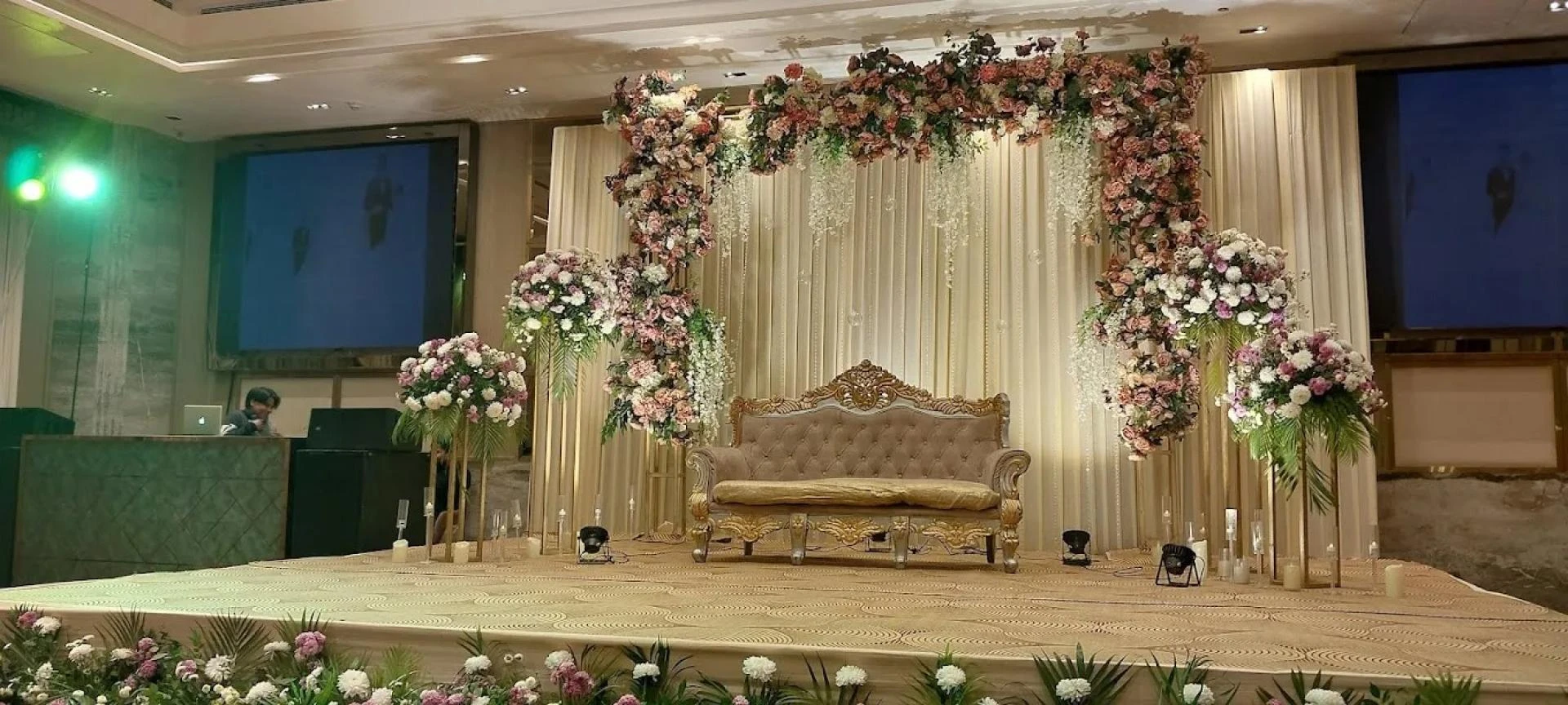 Seven Seas Banquet and Lawn – The Epitome of Luxury Celebrations in Lawrence Road