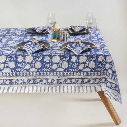 Top 5 Ways to Use Dining Table Covers for Outdoor Gatherings and Picnics