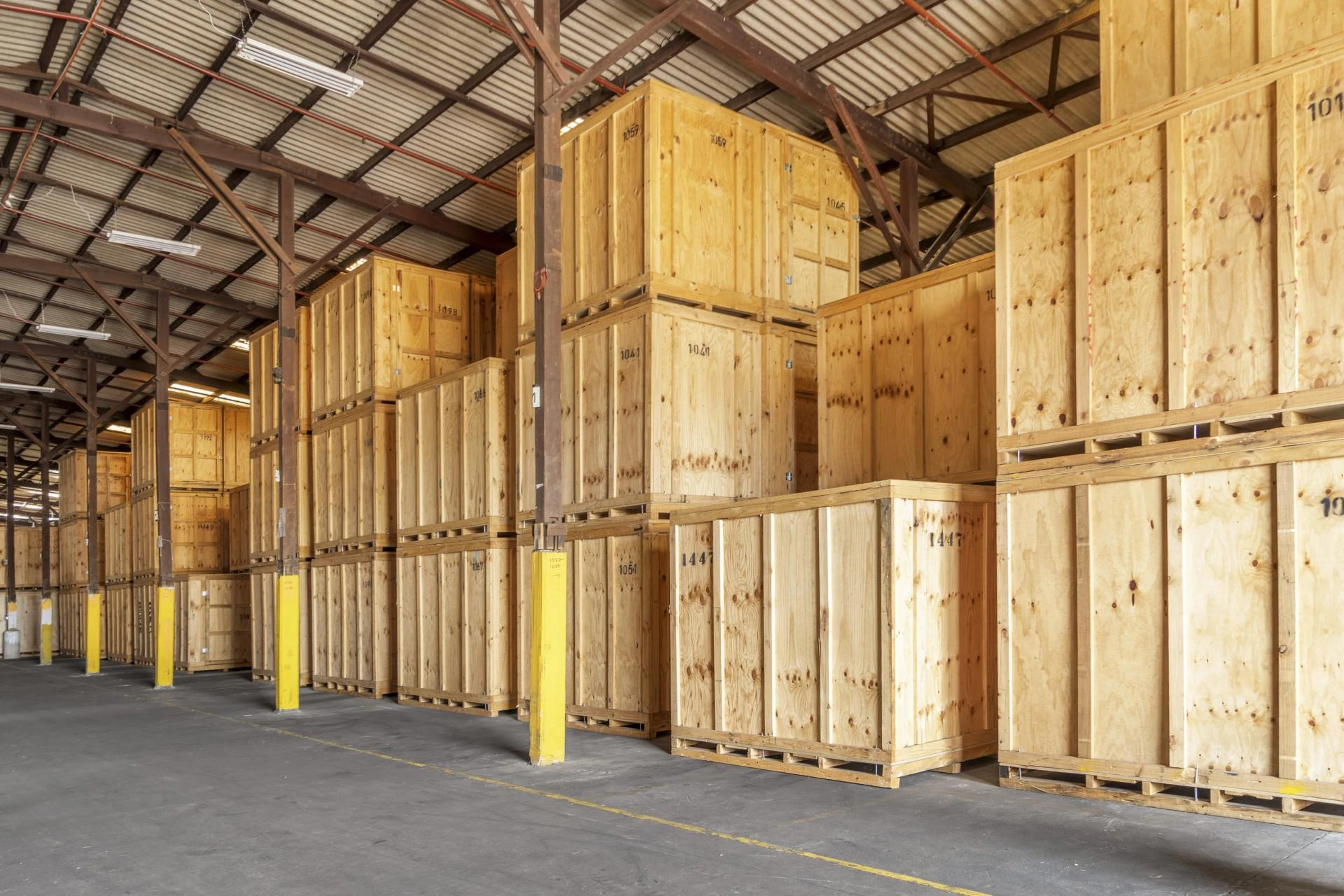 Saving Money and Stress: How On-site Storage Containers Offer a Cost-Effective Solution