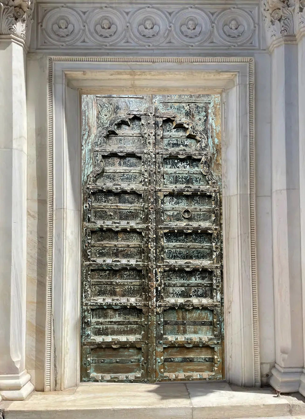 Maximalist Elegance: Vintage Carved Doors for Bedroom Interiors