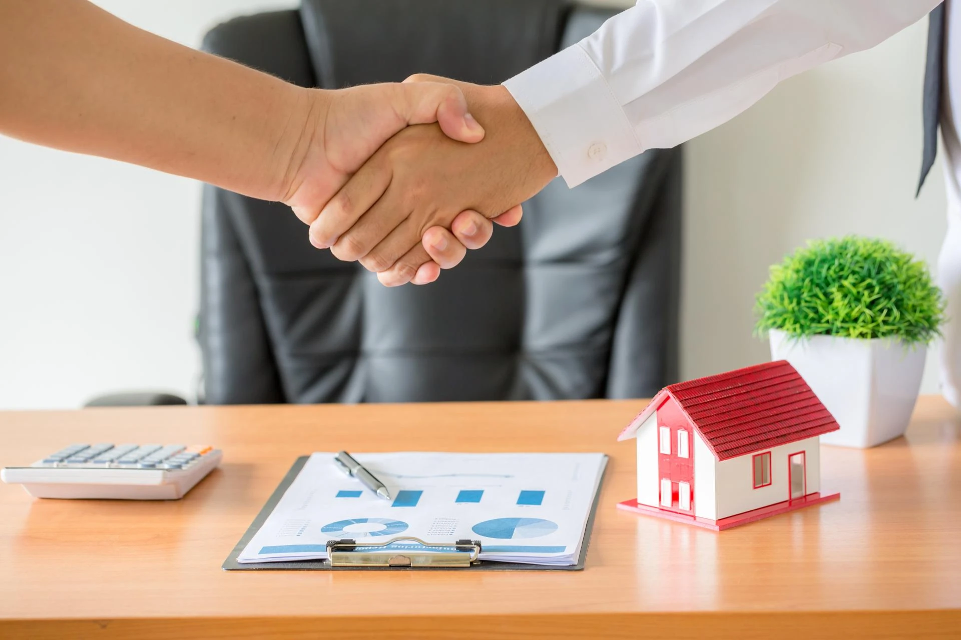 What Makes Newman George Leech a Trusted Name in Global Property Investment
