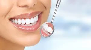 Seasonal Dental Care: Dentist Tips for Monsoon, Winter & Summer