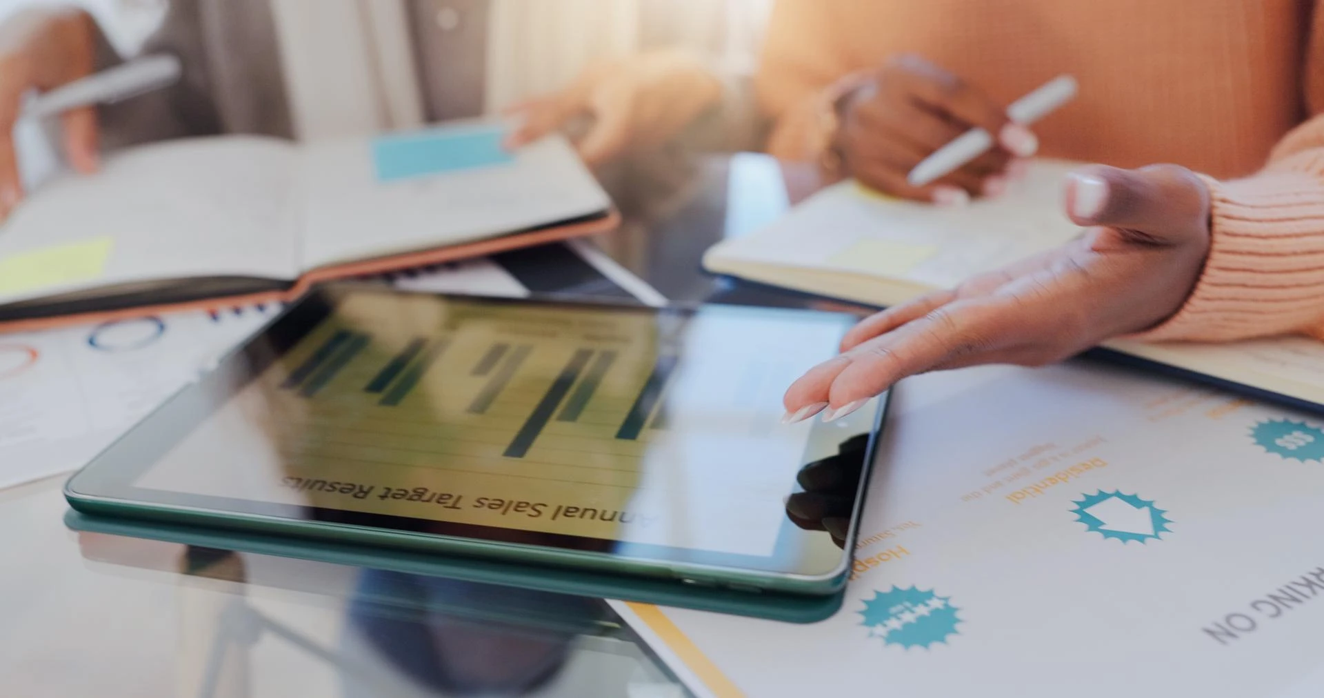 From Spreadsheets to Smart Systems: Online Finance Courses at AiXQP