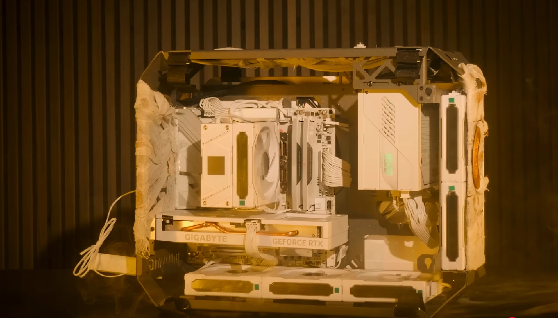 Mission Moon-Knight: An All-White Themed Gaming Rig
