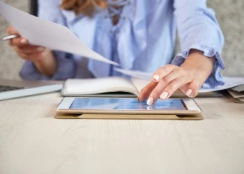 Outsourcing vs. Hiring: What’s Better for Growing Accounting Firms?