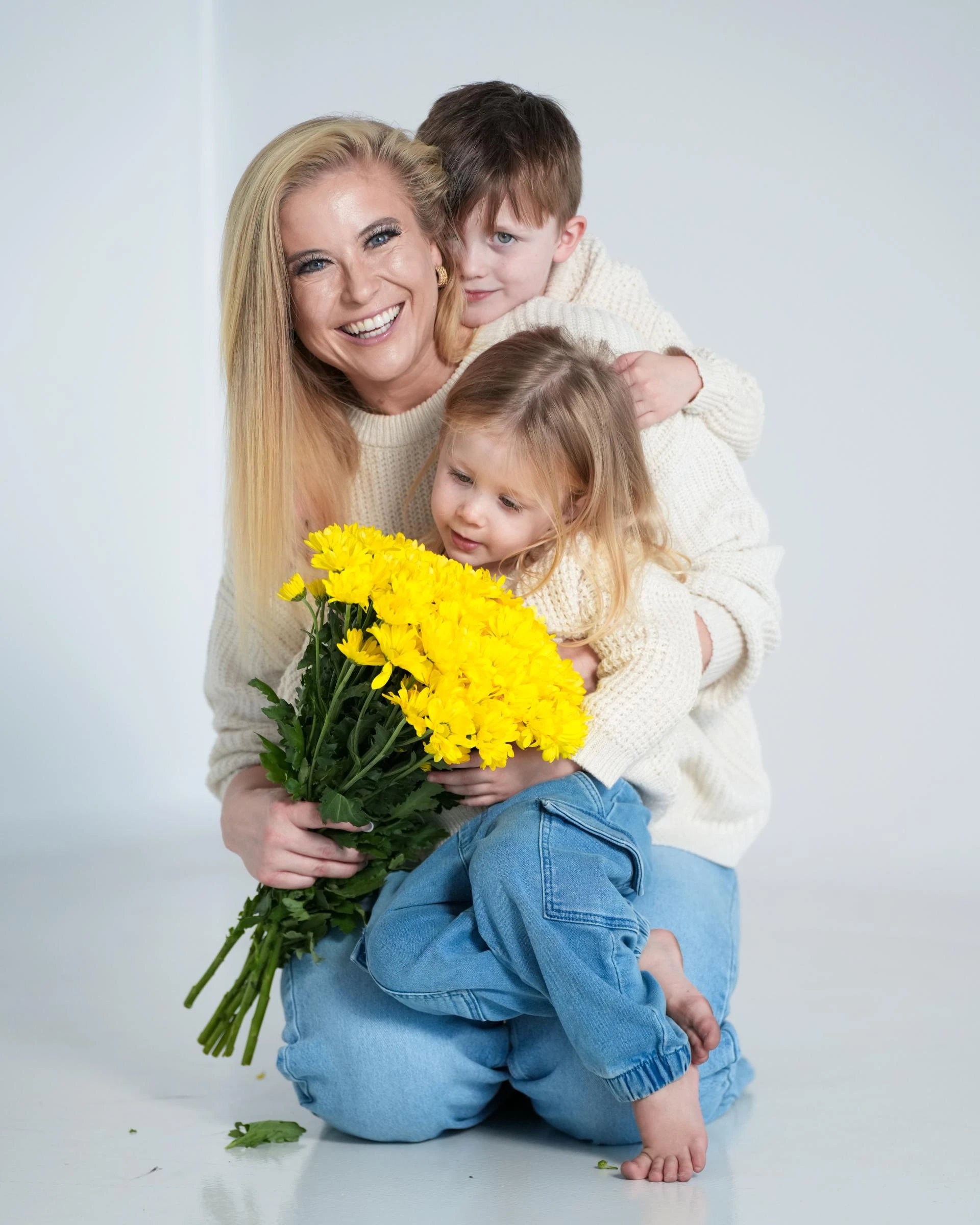 The bond of three was beautifully captured in a studio photography session with Samantha and her two children