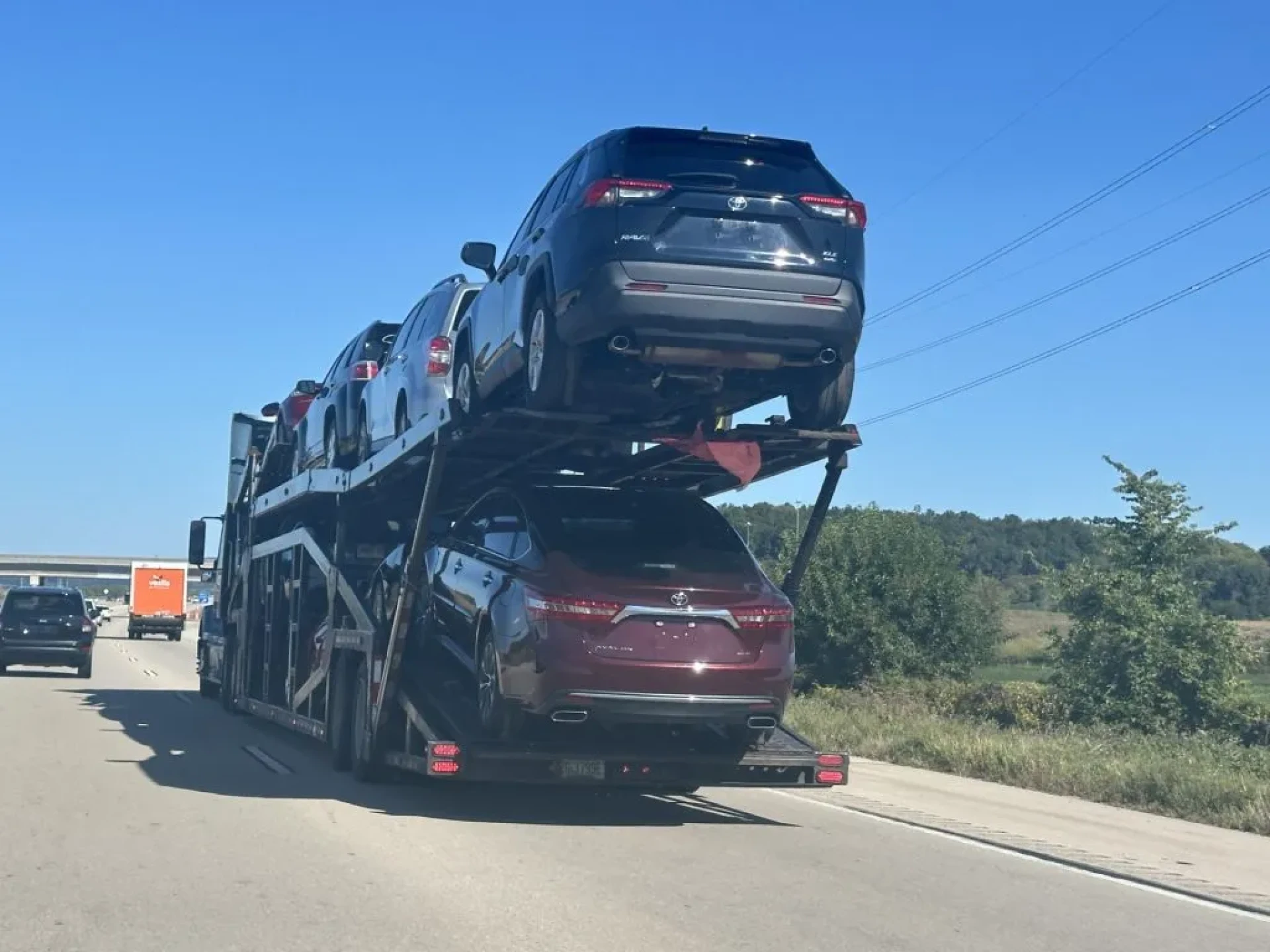 Stress-Free Car Shipping in Los Angeles with BKK Transport