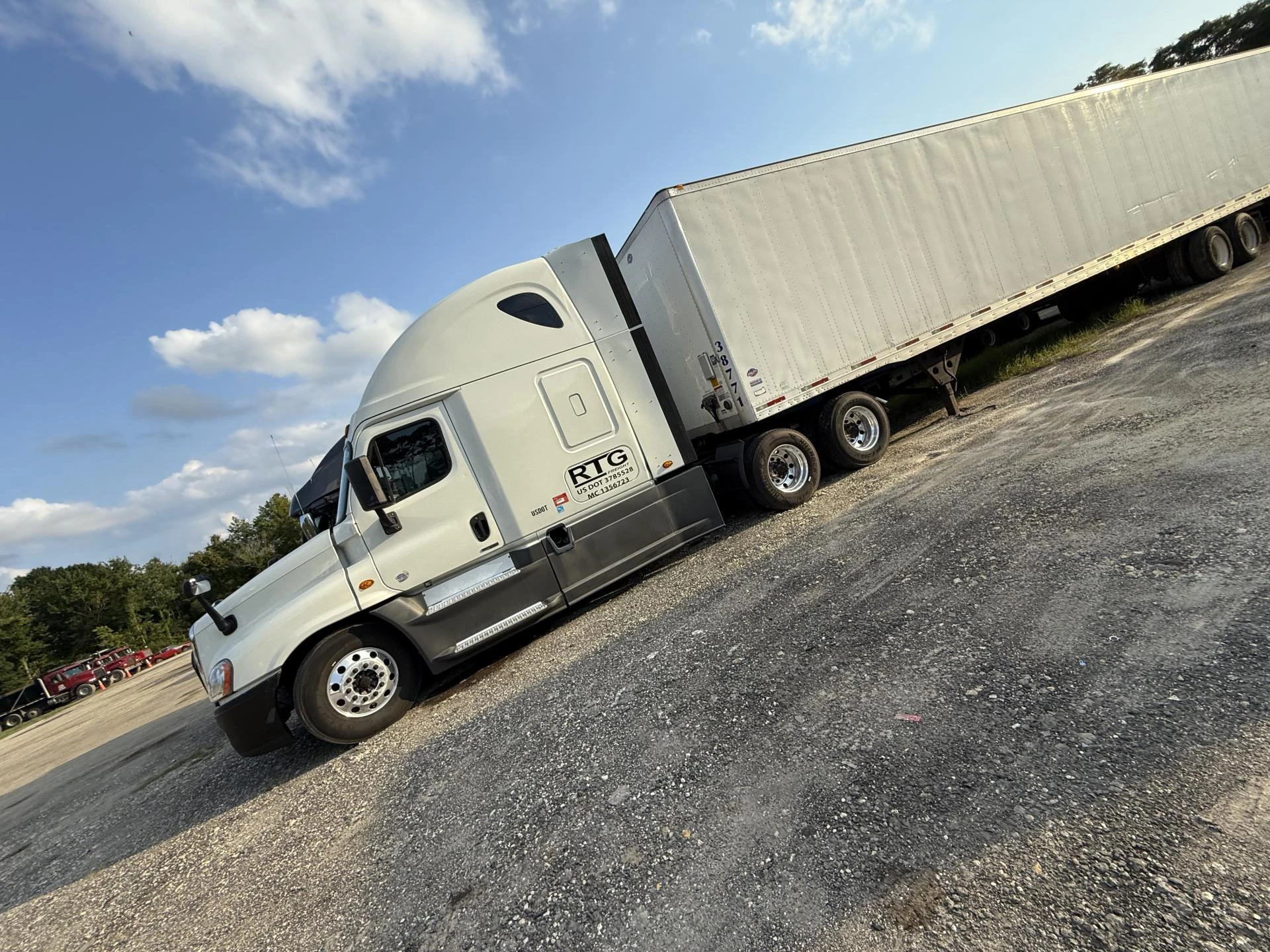 Why Businesses Choose Less Than Truckload Services for Smarter Shipping
