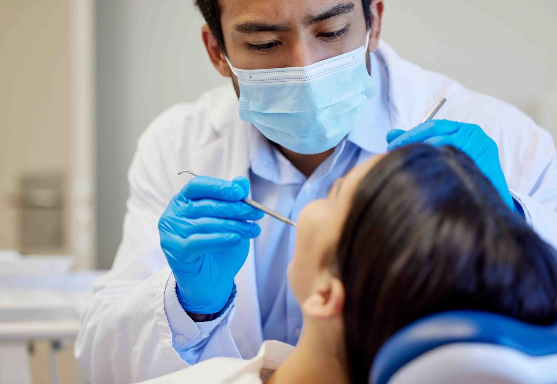 What Is Periodontics and How It Helps Treat Gum Infections ?