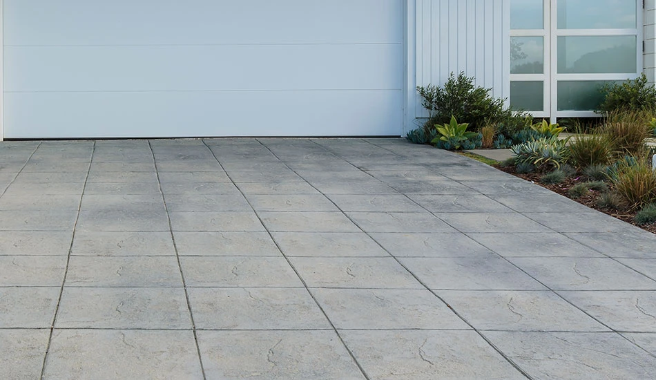 Gravel vs. Pavers for Driveway Edges: Pros, Cons, and Cost Breakdown
