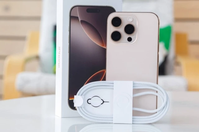 iPhone 16 Pro Max Camera Test: Night Mode, Zoom, and 8K Video