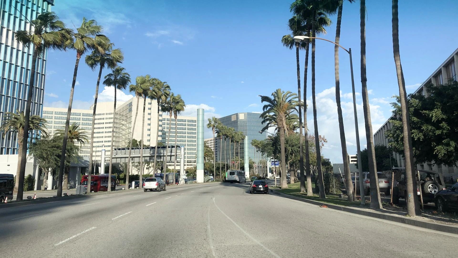 Wellness, Smart Homes & Sustainable Luxury: How Beverly Hills Mansions Are Redefining Opulence
