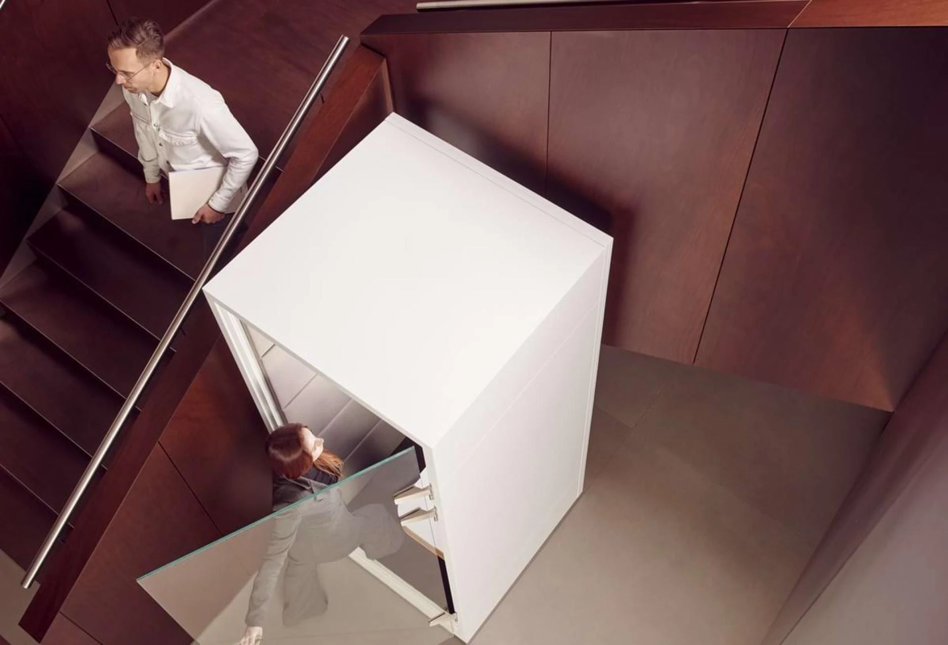 Przestrzeń do rozmów i skupienia: akustyczne rozwiązania do współczesnych biur