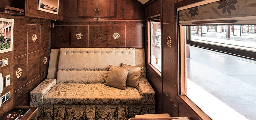 Best Luxury Train Journeys for Honeymooners and Lovers