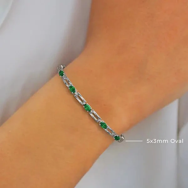 Wearing Nature on Your Wrist – The Deeper Allure of Emerald Bracelets