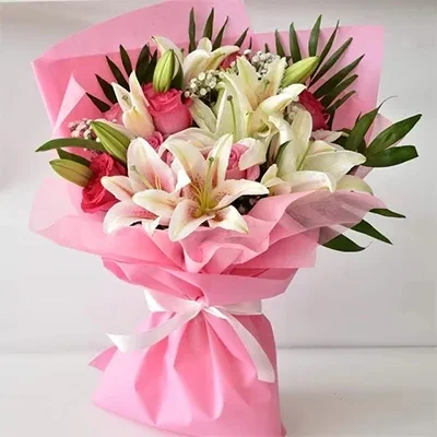 Most Popular Flowers to Send to the UAE and Their Meanings