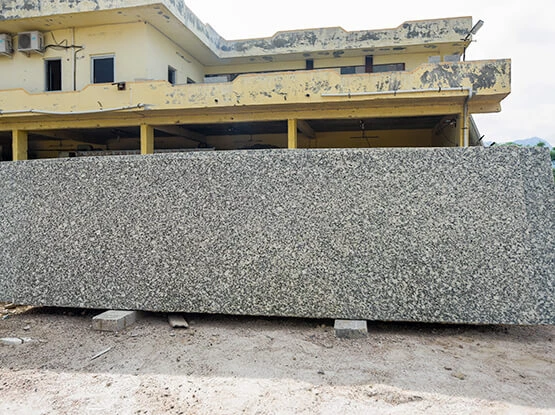 Granit Crystal Yellow: The Golden Touch of Natural Elegance