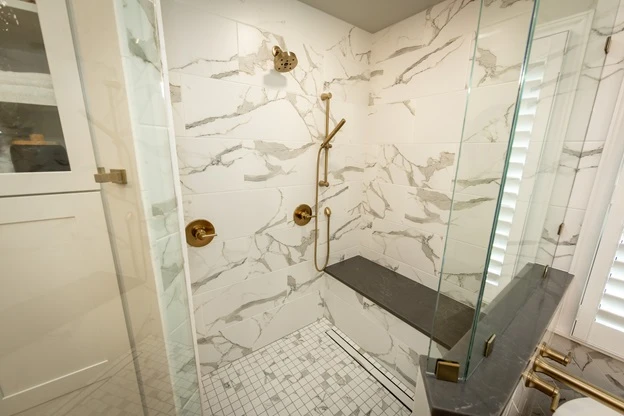 Top 5 Reasons Homeowners in Tulsa Tackle Bathroom Renovations Before Winter Hits