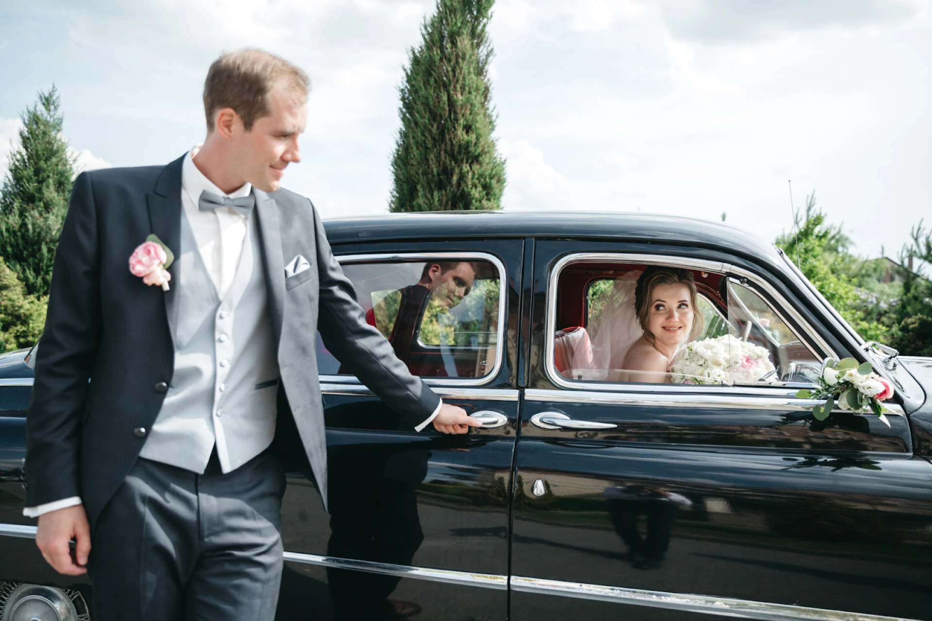 Exclusive Wedding Limo Service Orlando FL – Redefining Wedding Transportation