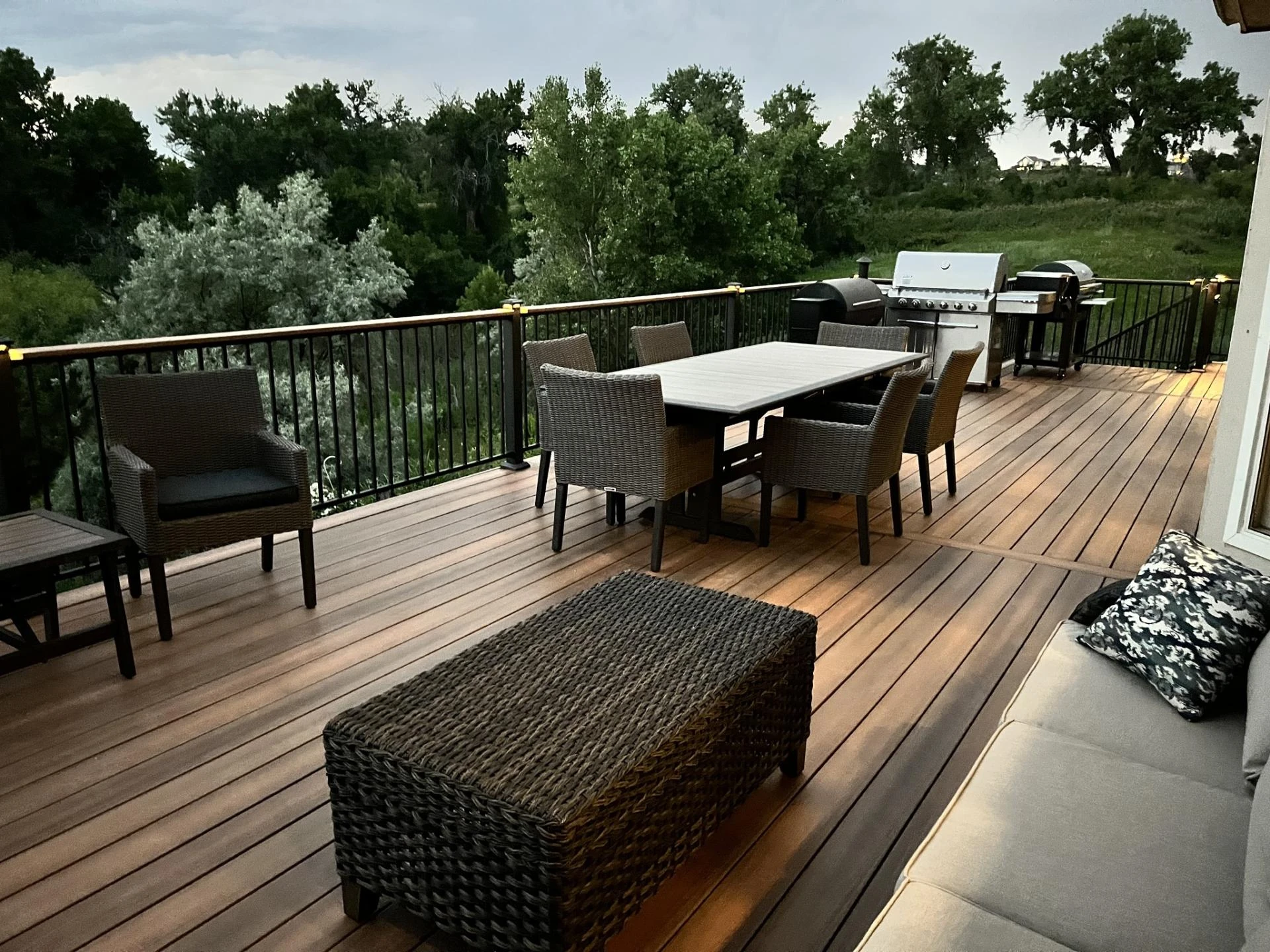 Deck Costs Got You Stressed? Here’s a Clear Guide for Arvada Homes 