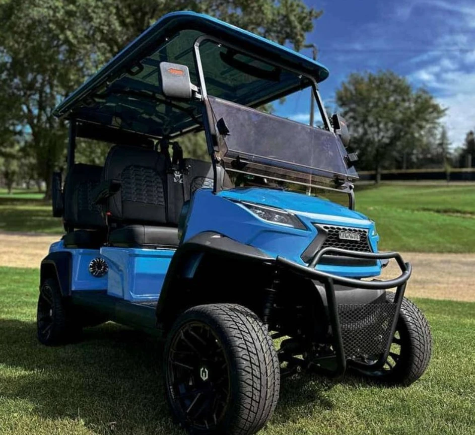 Key Features to Look for in Golf Carts for Retirement Communities