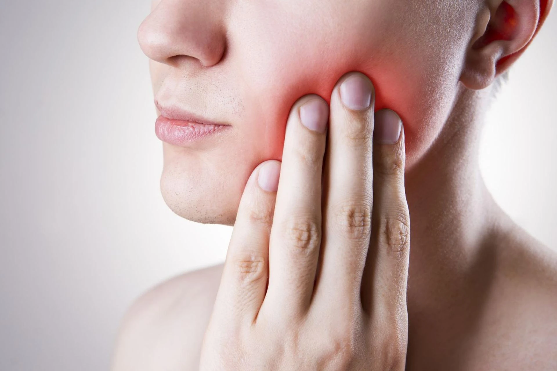 Home Remedies That Stop Tooth Nerve Pain Almost Instantly