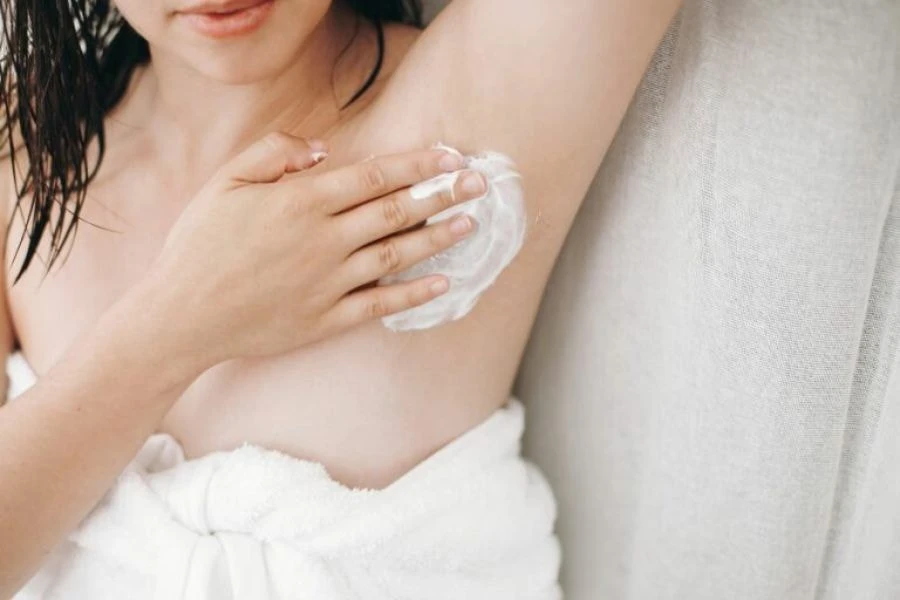Triệt lông nách tại nhà như thế nào là đúng cách?