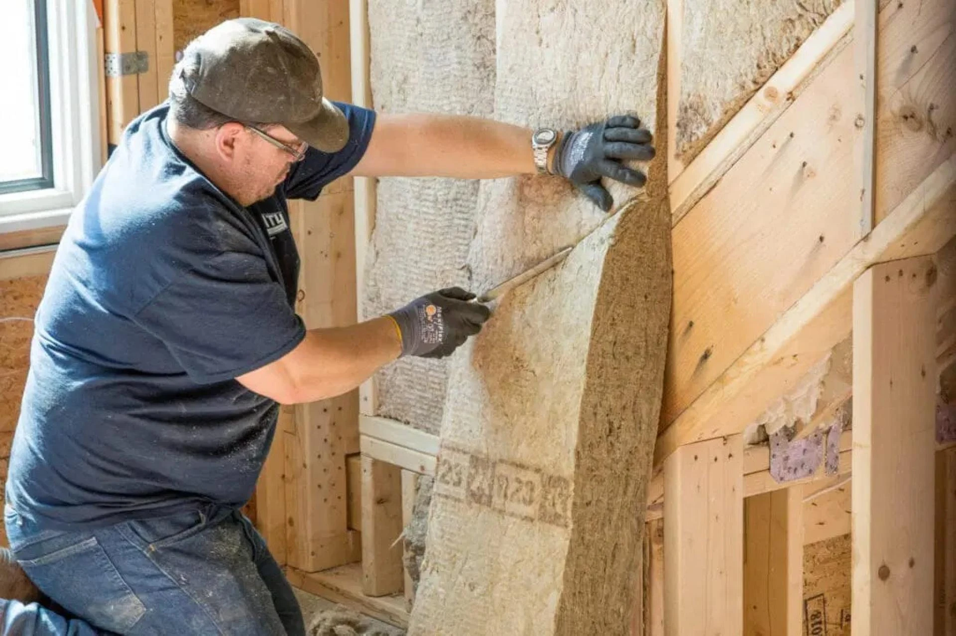 Why Homeowners Are Switching to Modern Residential Insulation